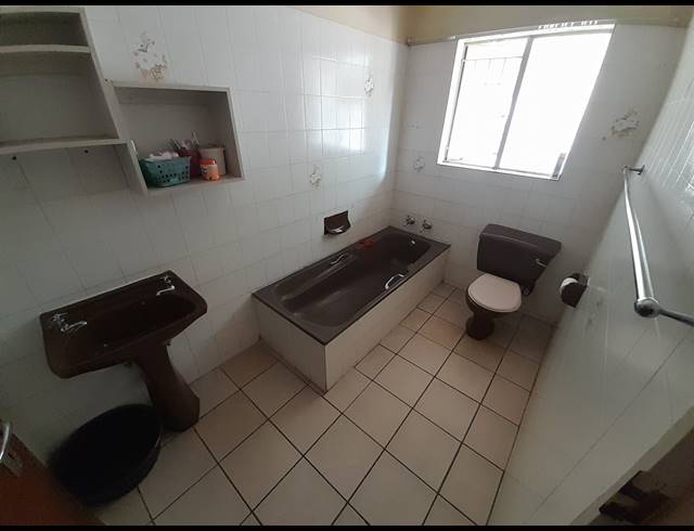 3 BEDROOM HOUSE FOR SALE IN RUSTENBURG CENTRAL